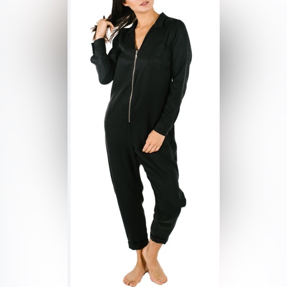 SMASH + TESS Sz M Zipper Jumpsuit 100% Tencel Pockets Collar in Barely Black - Picture 2 of 13